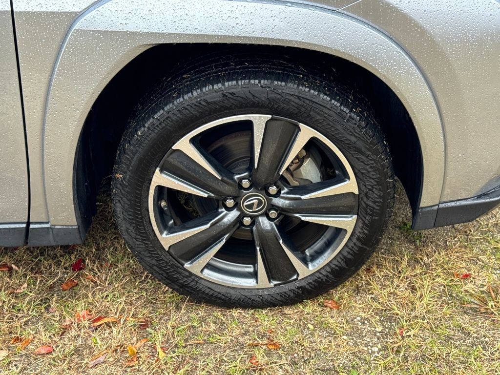 Used 2023 Lexus UX 250h AWD w/ Accessory Package (Z2) image 49