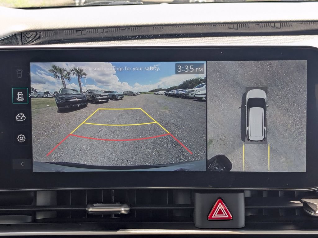 Used 2025 Kia Carnival SX Prestige FWD image 32