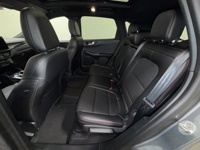 New 2026 Ford Escape ST-Line w/ Tech Pack #1 AWD/4WD image 30