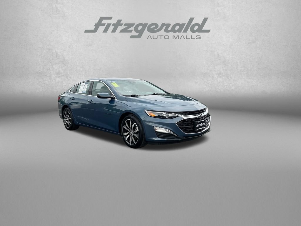 Used 2024 Chevrolet Malibu RS FWD image 1