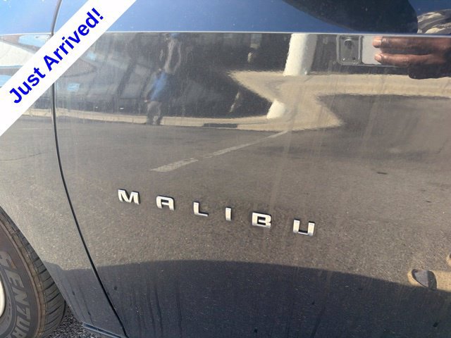 Used 2022 Chevrolet Malibu LS FWD image 13