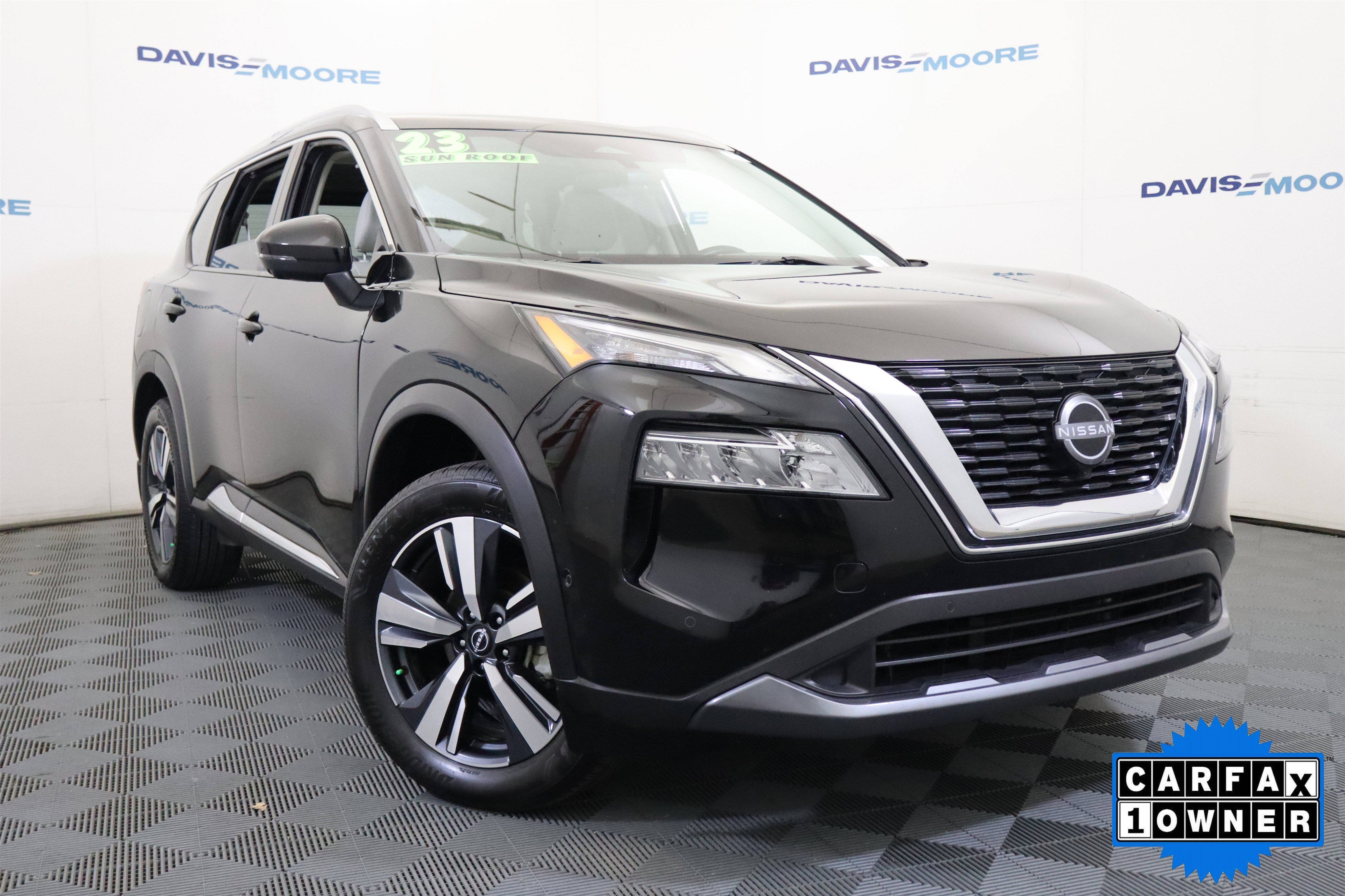 Used 2025 Chevrolet Silverado 1500 LT w/ Leather Package image 34