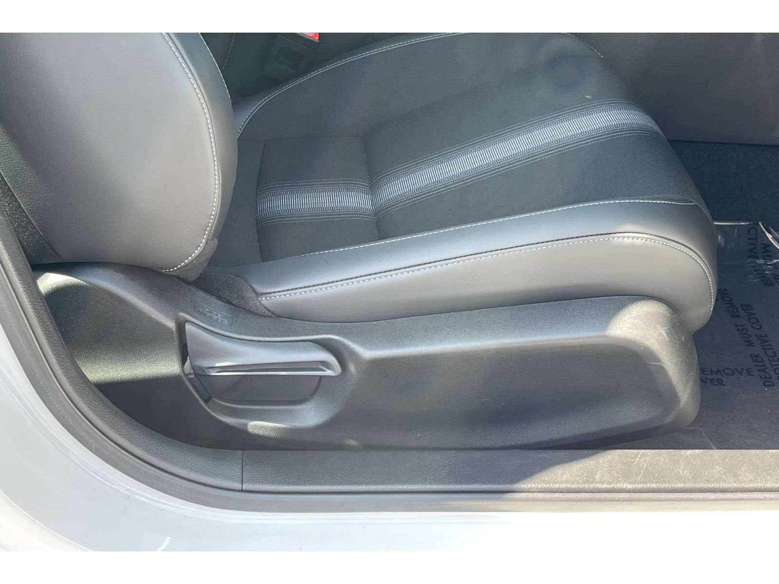 Used 2023 Honda Civic Sport image 21