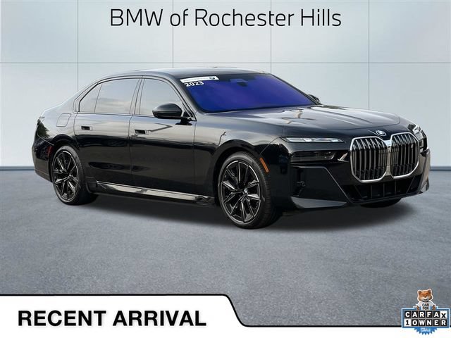 Used 2023 BMW i7 xDrive60 AWD/4WD image 1