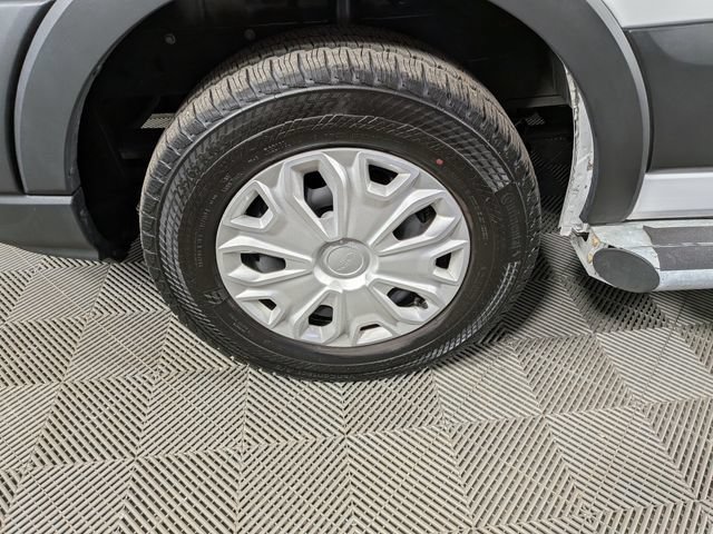 Used 2025 Ford Transit 250 Low Roof w/ Exterior Upgrade Package RWD image 32