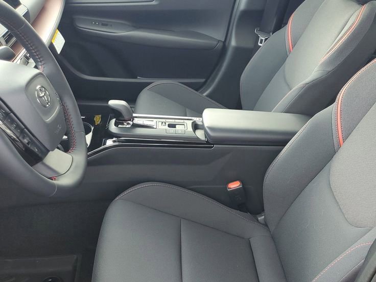 New 2026 Toyota Prius Plug-In Hybrid image 11