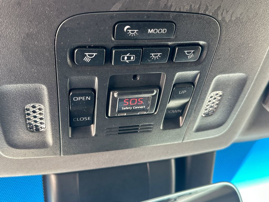 Used 2020 Toyota Avalon Limited w/ Advanced Safety Package image 30