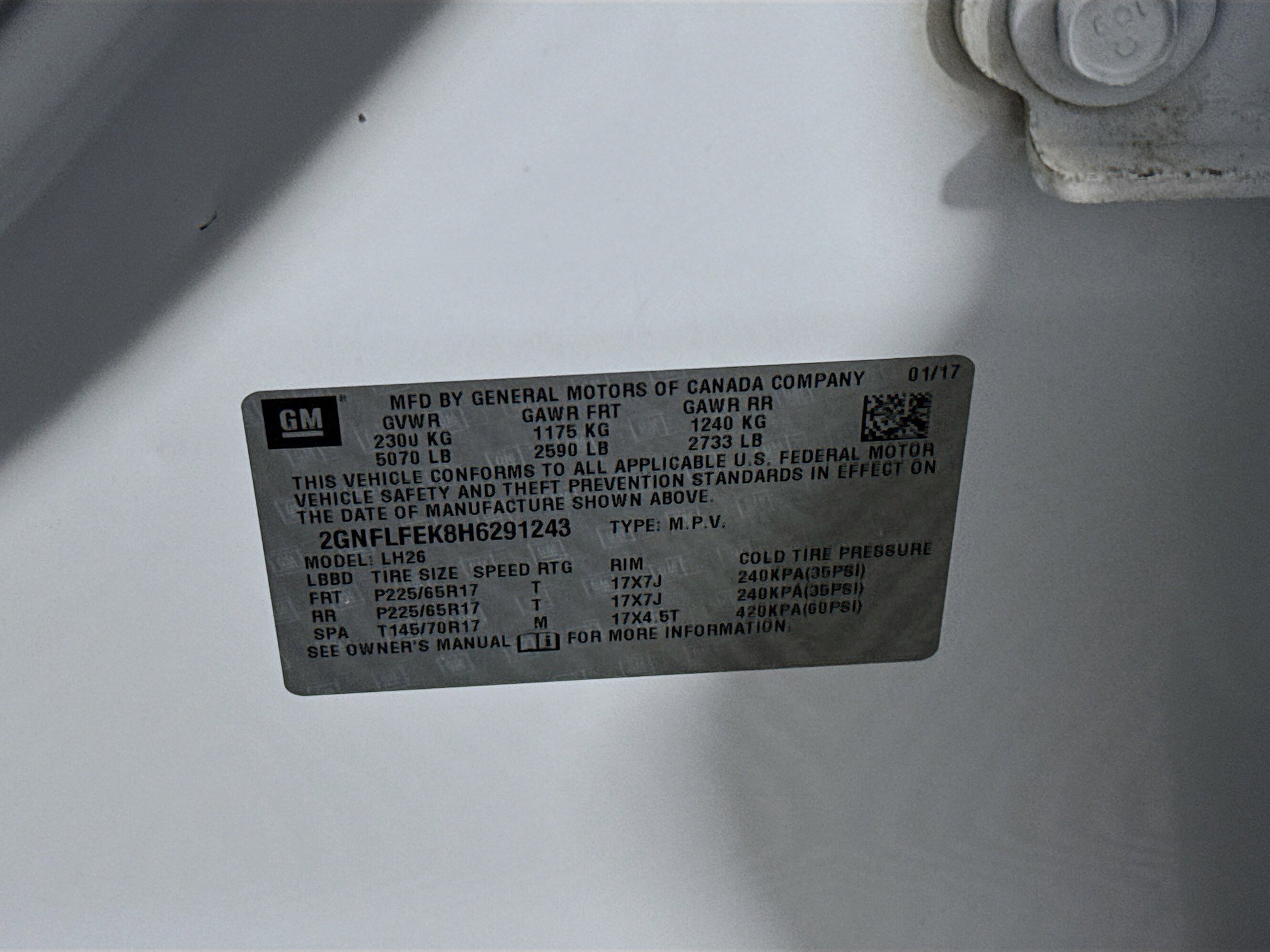 Used 2017 Chevrolet Equinox LT w/ Convenience Package image 39