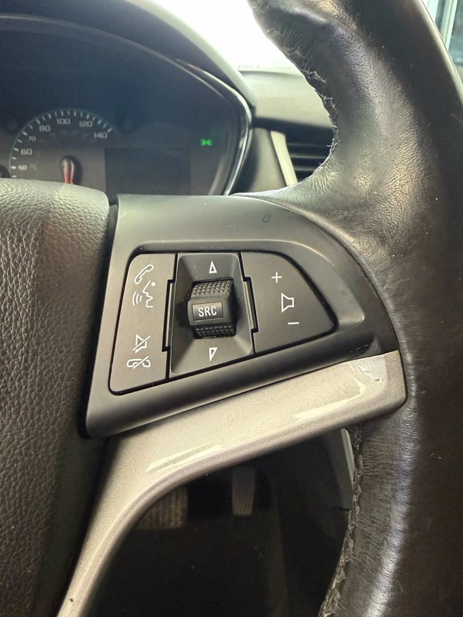 Used 2019 Chevrolet Trax LT w/ LT Convenience Package FWD image 22
