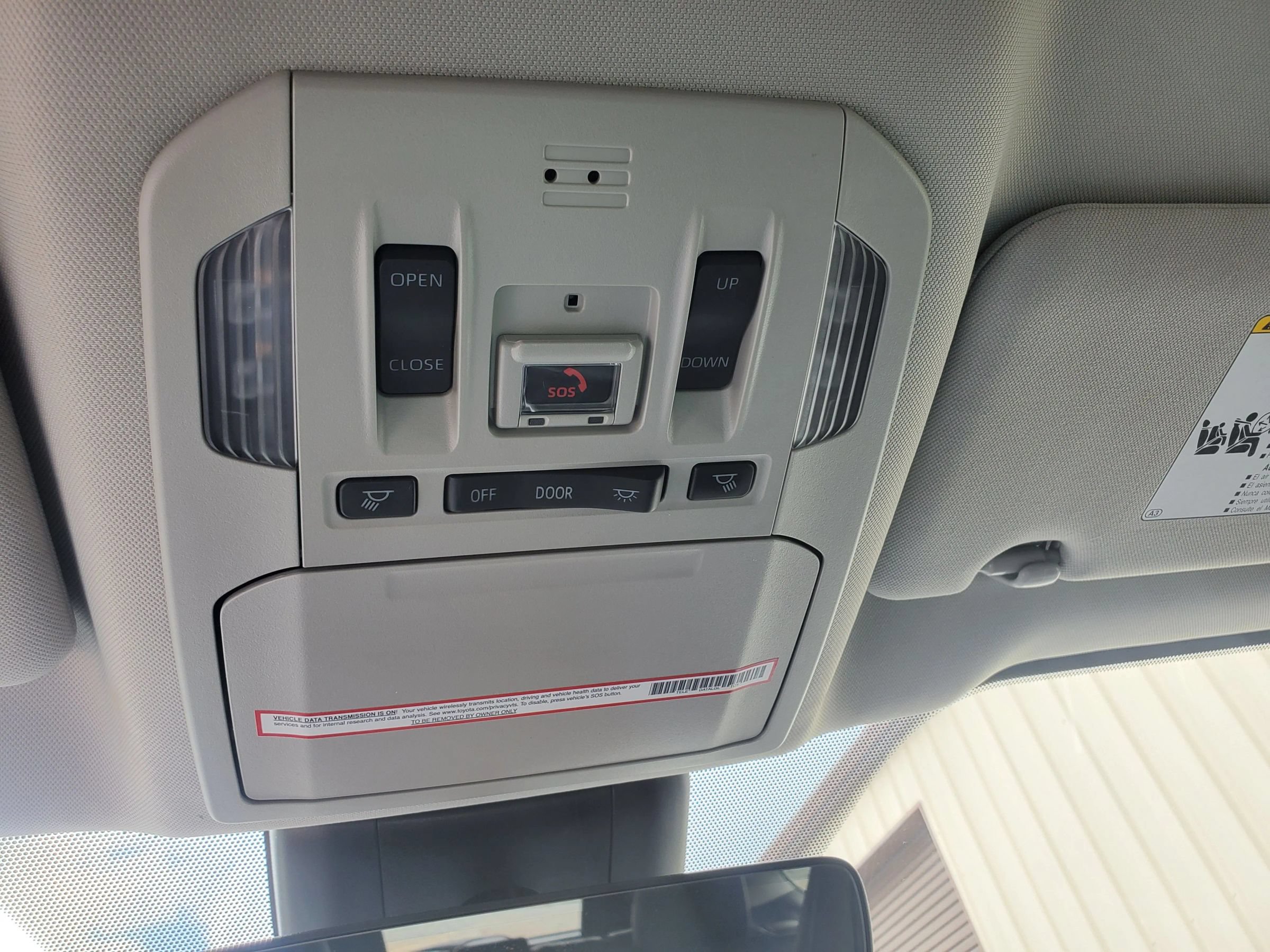 Used 2022 Toyota Highlander XLE FWD image 24