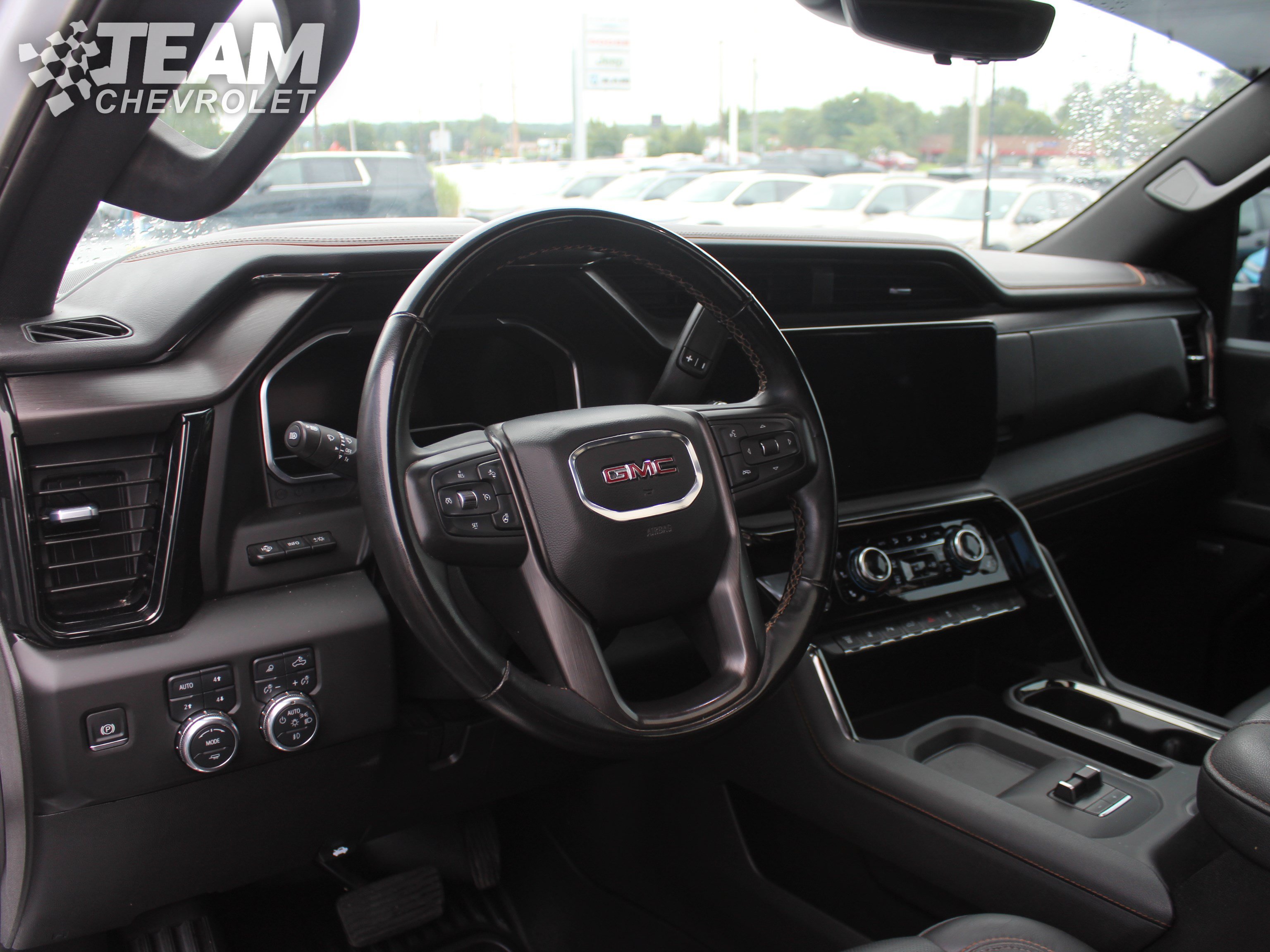 Certified 2025 GMC Sierra 2500 AT4 w/ AT4 Premium Plus Package AWD/4WD image 13
