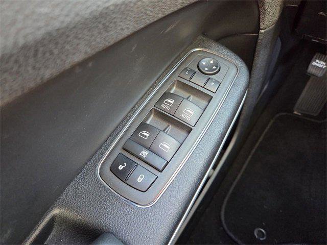 Certified 2023 Chrysler 300 Touring image 22