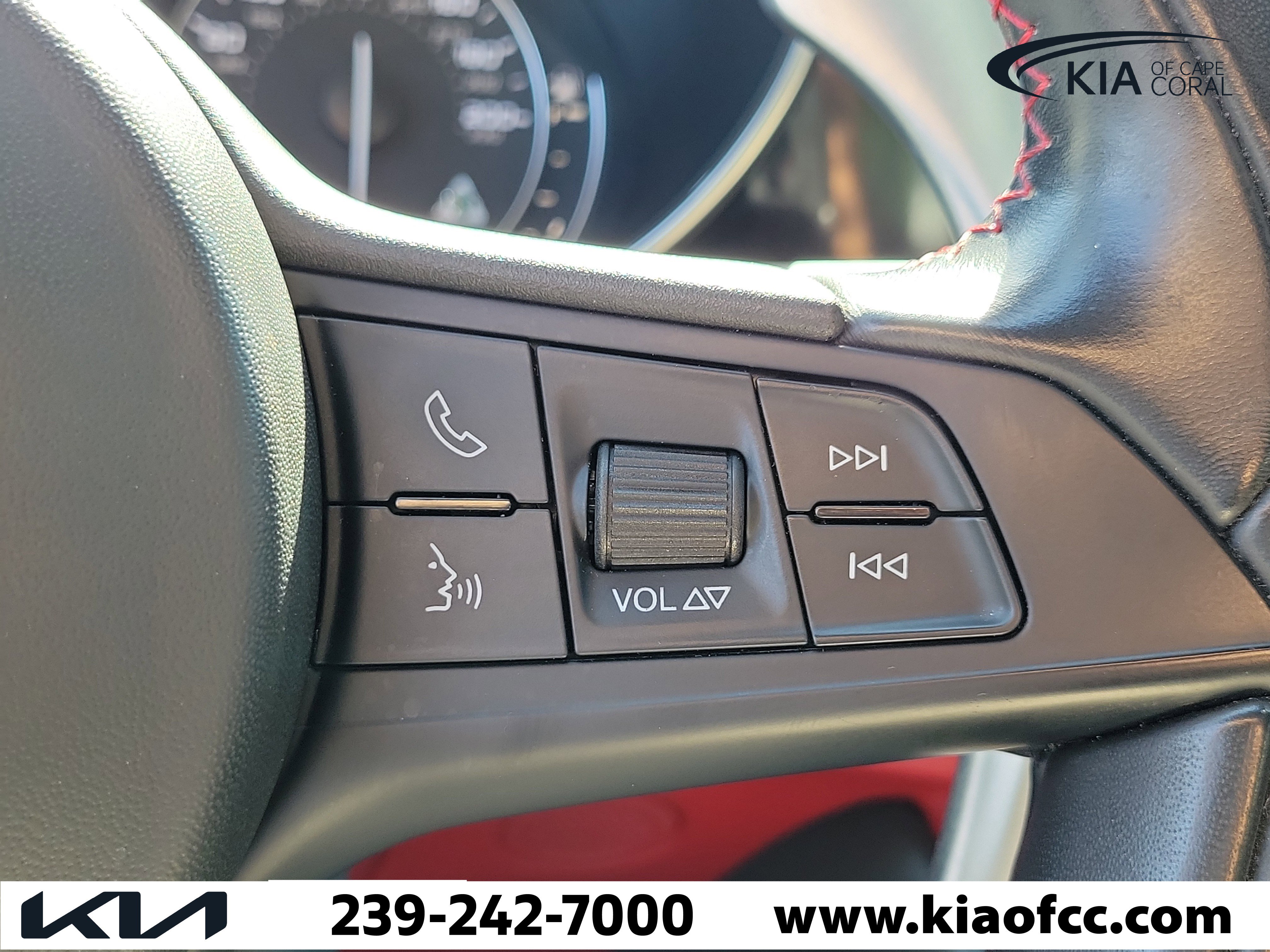 Used 2018 Alfa Romeo Giulia Quadrifoglio image 25