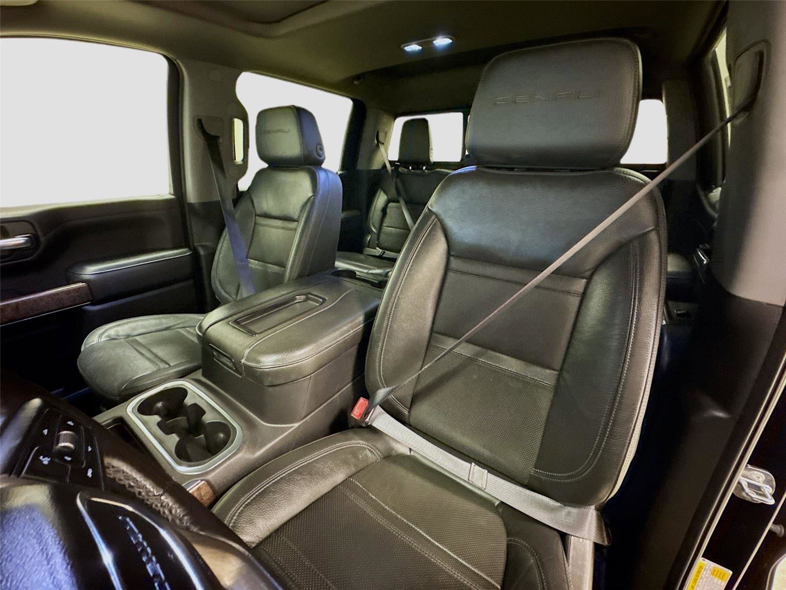 Used 2020 GMC Sierra 1500 Denali w/ Denali Ultimate Package AWD/4WD image 22