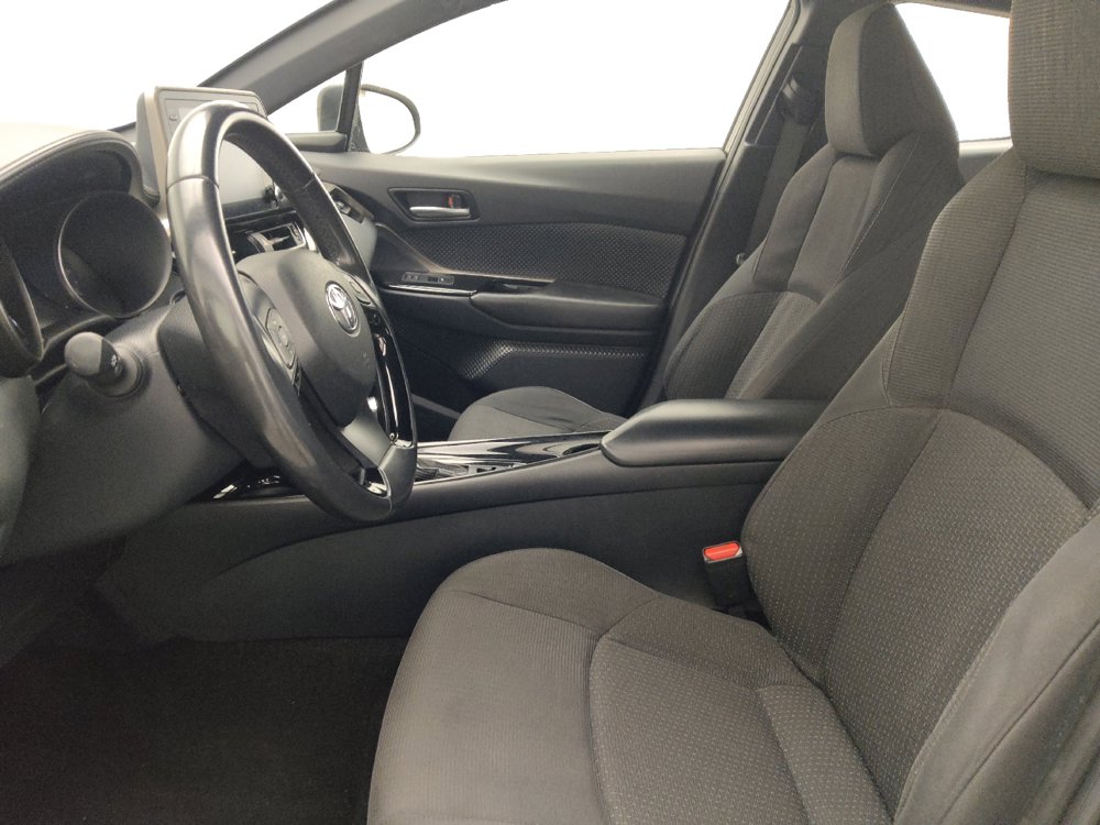 Used 2019 Toyota C-HR XLE FWD image 17