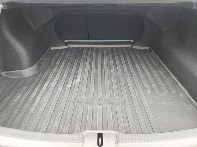 Used 2023 Toyota Crown XLE image 27