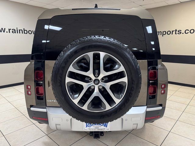 Used 2024 Land Rover Defender 130 S AWD/4WD image 5