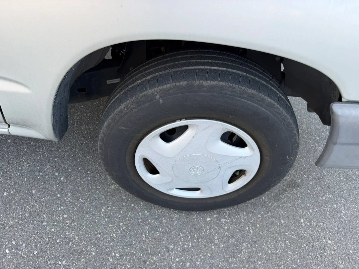 Used 2000 Toyota Tacoma 2WD Xtracab image 25