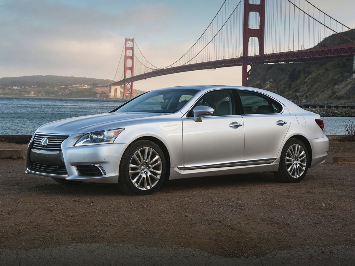 Used 2013 Lexus LS 460 AWD w/ F-Sport Pkg image 1