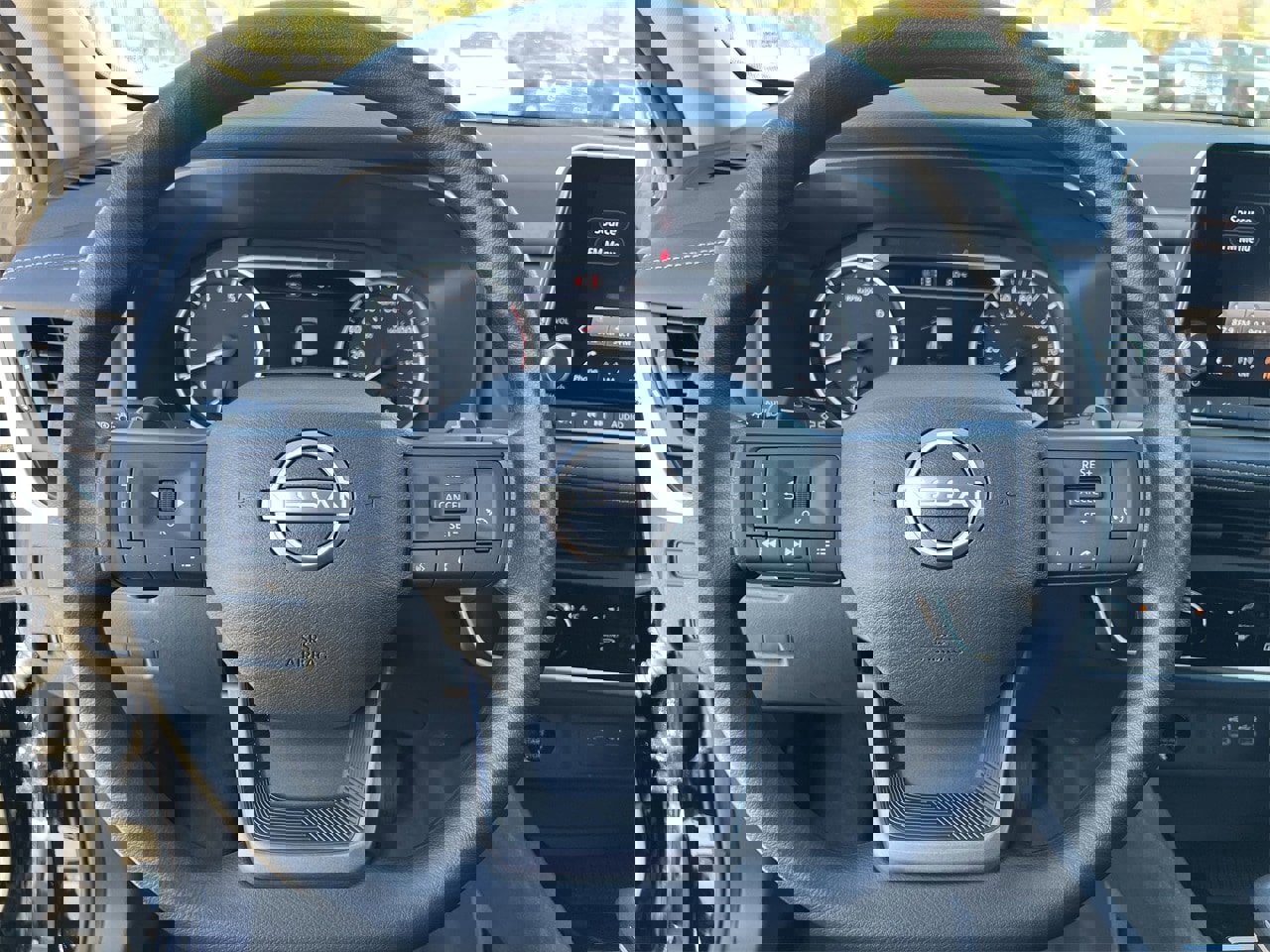 New 2026 Nissan Rogue S image 9