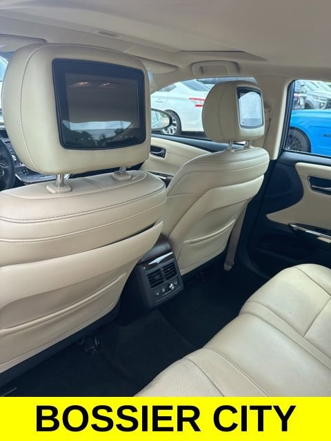 Used 2015 Toyota Avalon Limited w/ Technology Package FWD image 13