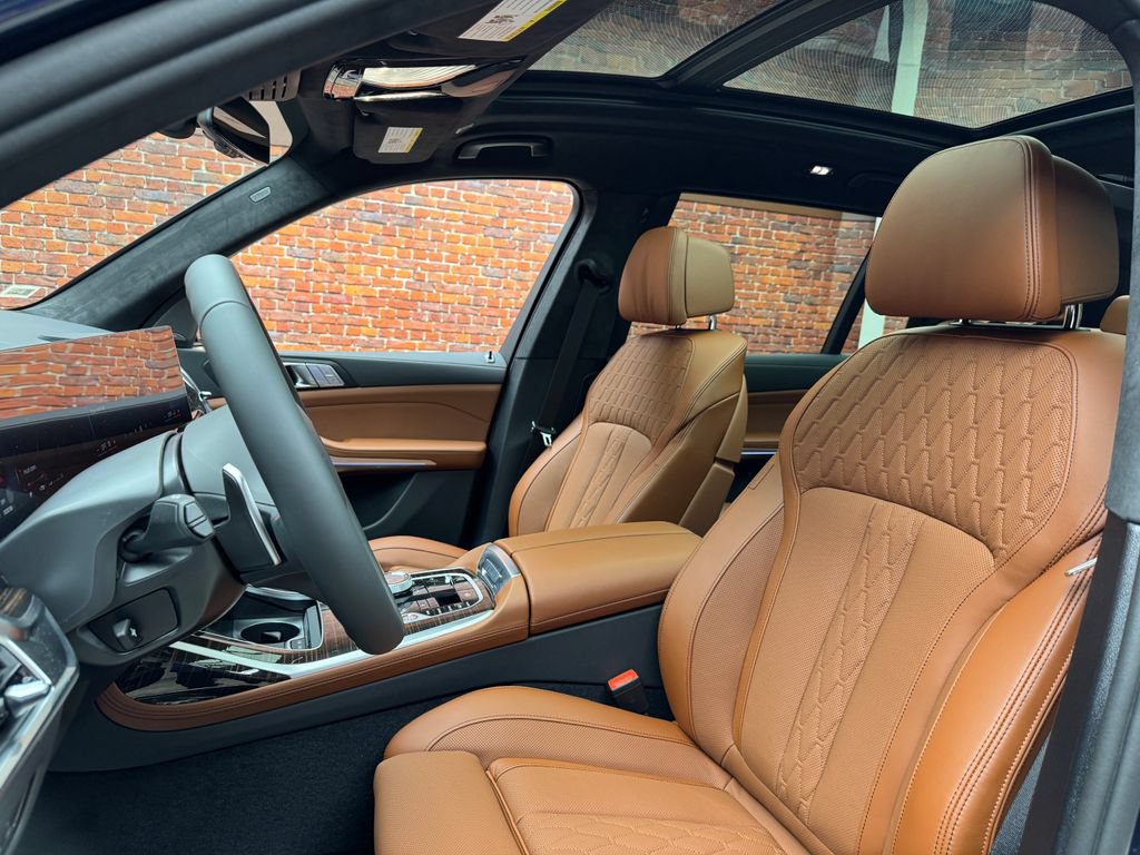 New 2027 BMW X7 M60i w/ Executive Package AWD/4WD image 24