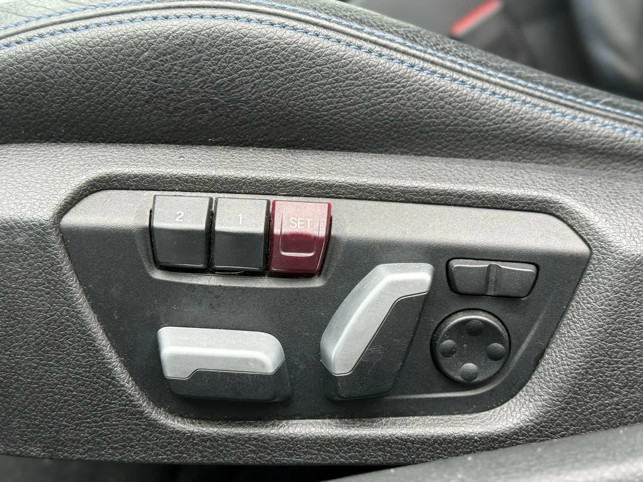 Used 2019 BMW 440i xDrive Coupe w/ M Sport Package image 26