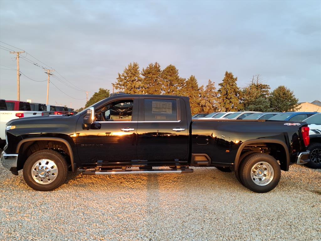 New 2026 Chevrolet Silverado 3500 LTZ w/ LTZ Plus Package image 2
