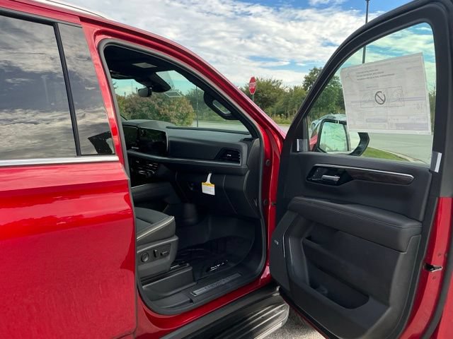 New 2026 Chevrolet Tahoe Premier AWD/4WD image 18