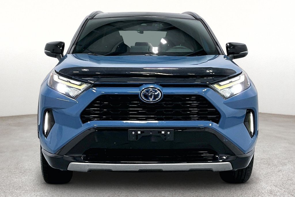 Used 2022 Toyota RAV4 XSE AWD/4WD image 4