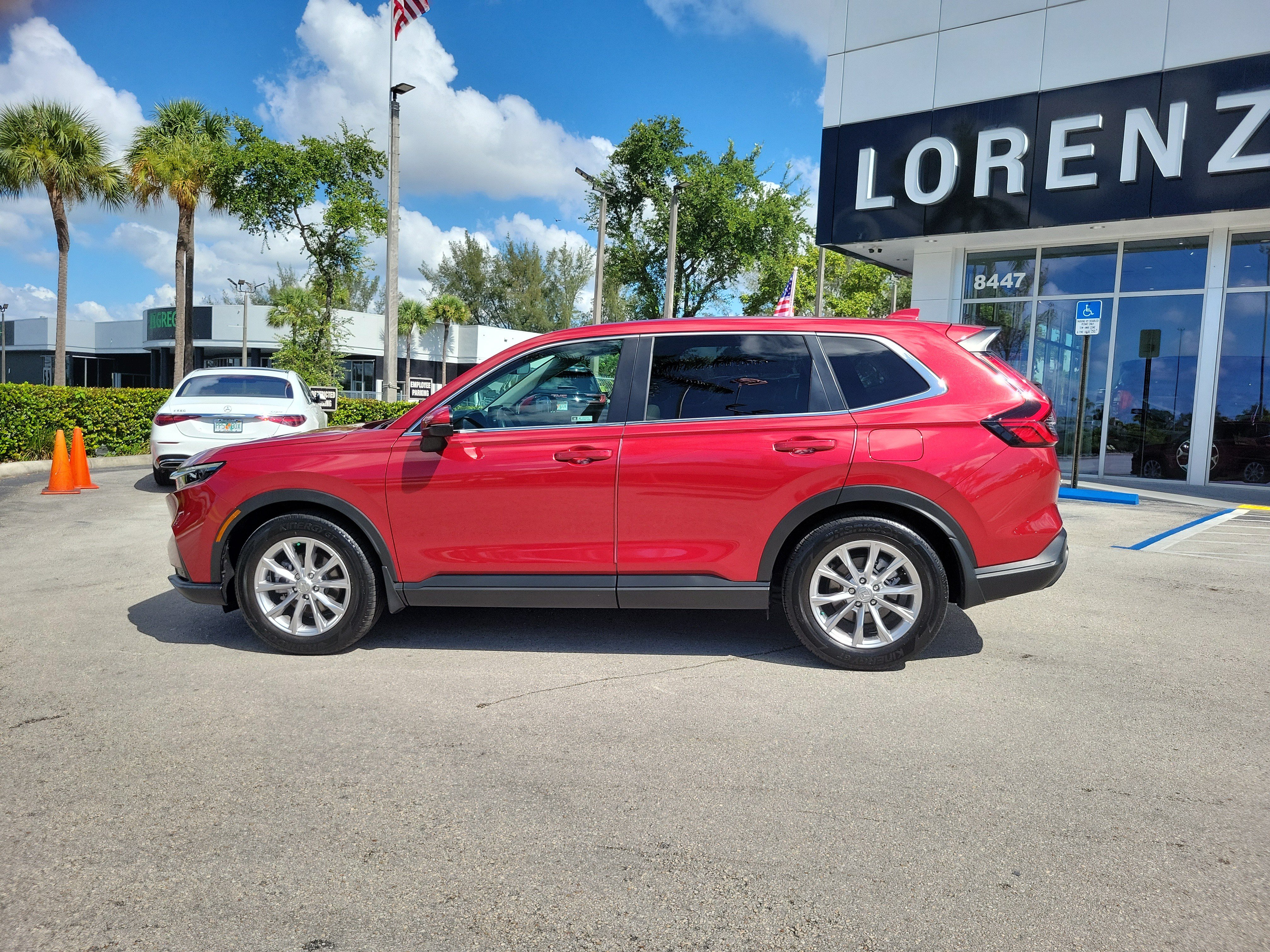 Used 2024 Honda CR-V EX-L image 8