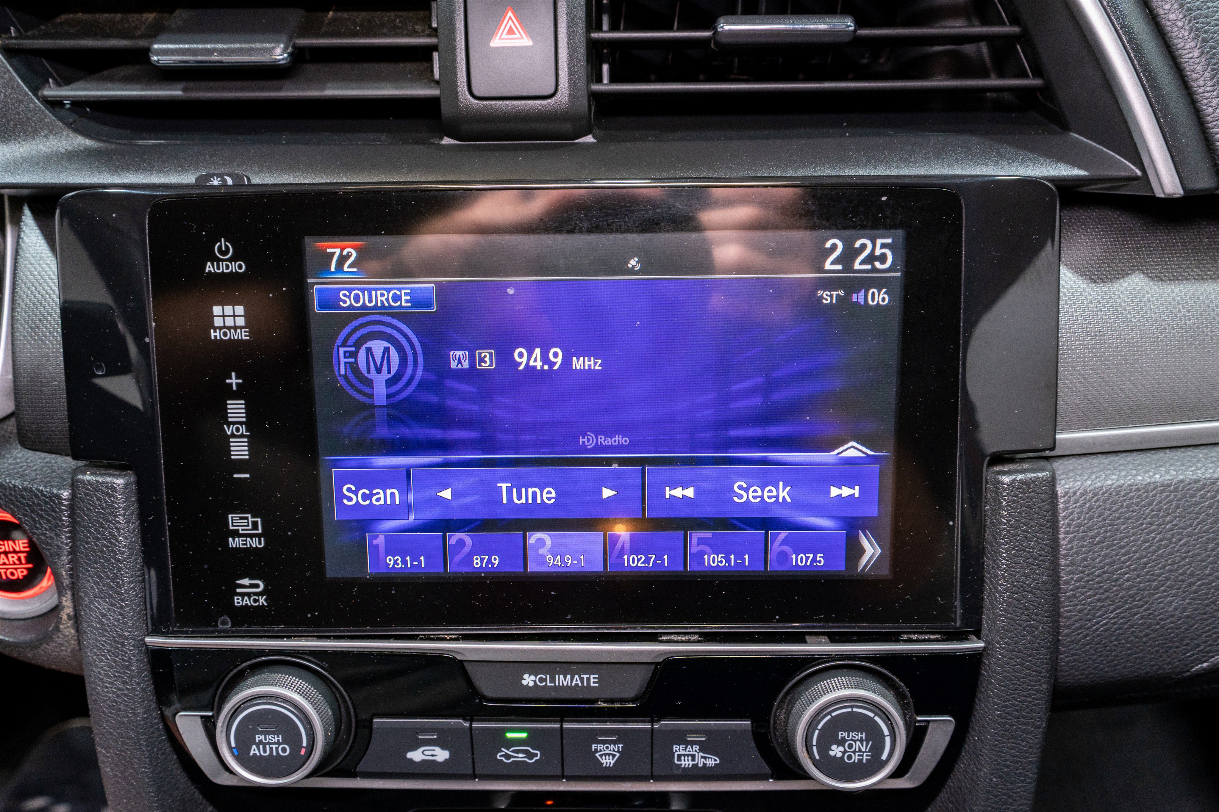 Used 2018 Honda Civic EX image 16