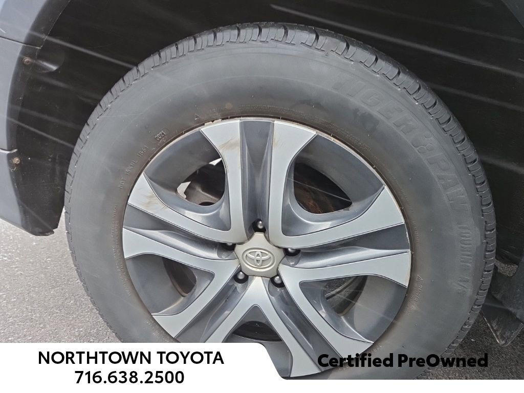 Used 2018 Toyota RAV4 LE w/ Carpet Mat Package image 5