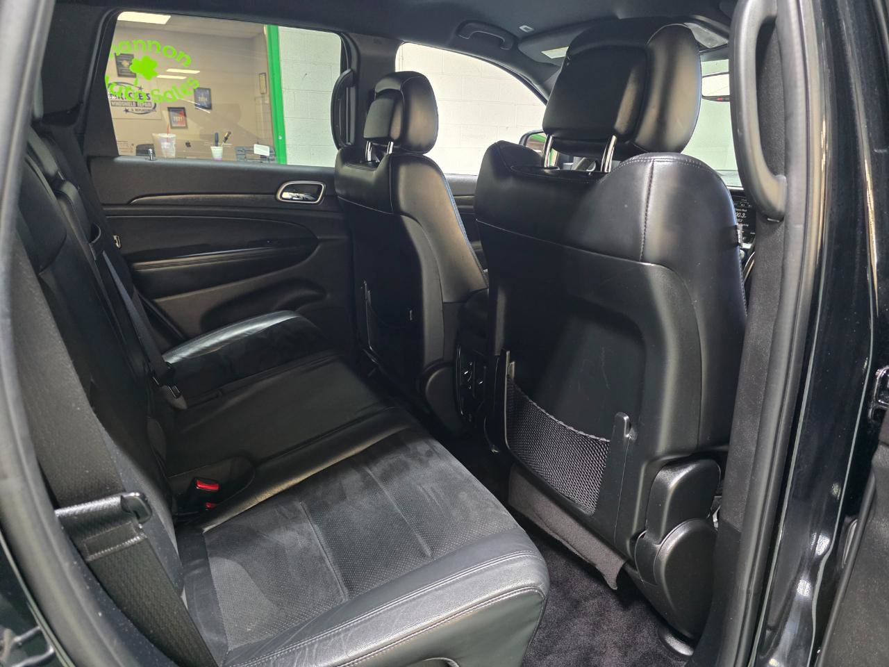 Used 2017 Jeep Grand Cherokee Altitude AWD/4WD image 23