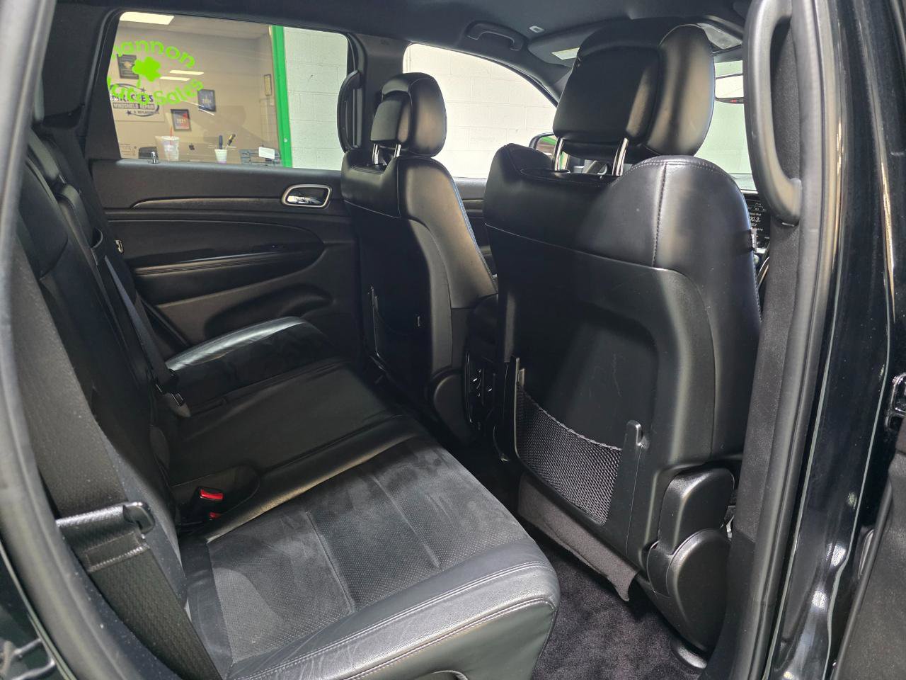 Used 2017 Jeep Grand Cherokee Altitude AWD/4WD image 23