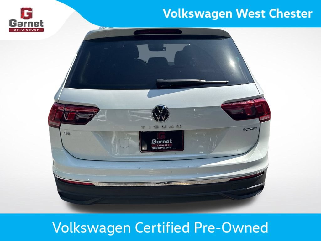 Certified 2023 Volkswagen Tiguan SE w/ Panoramic Sunroof Package AWD/4WD image 7