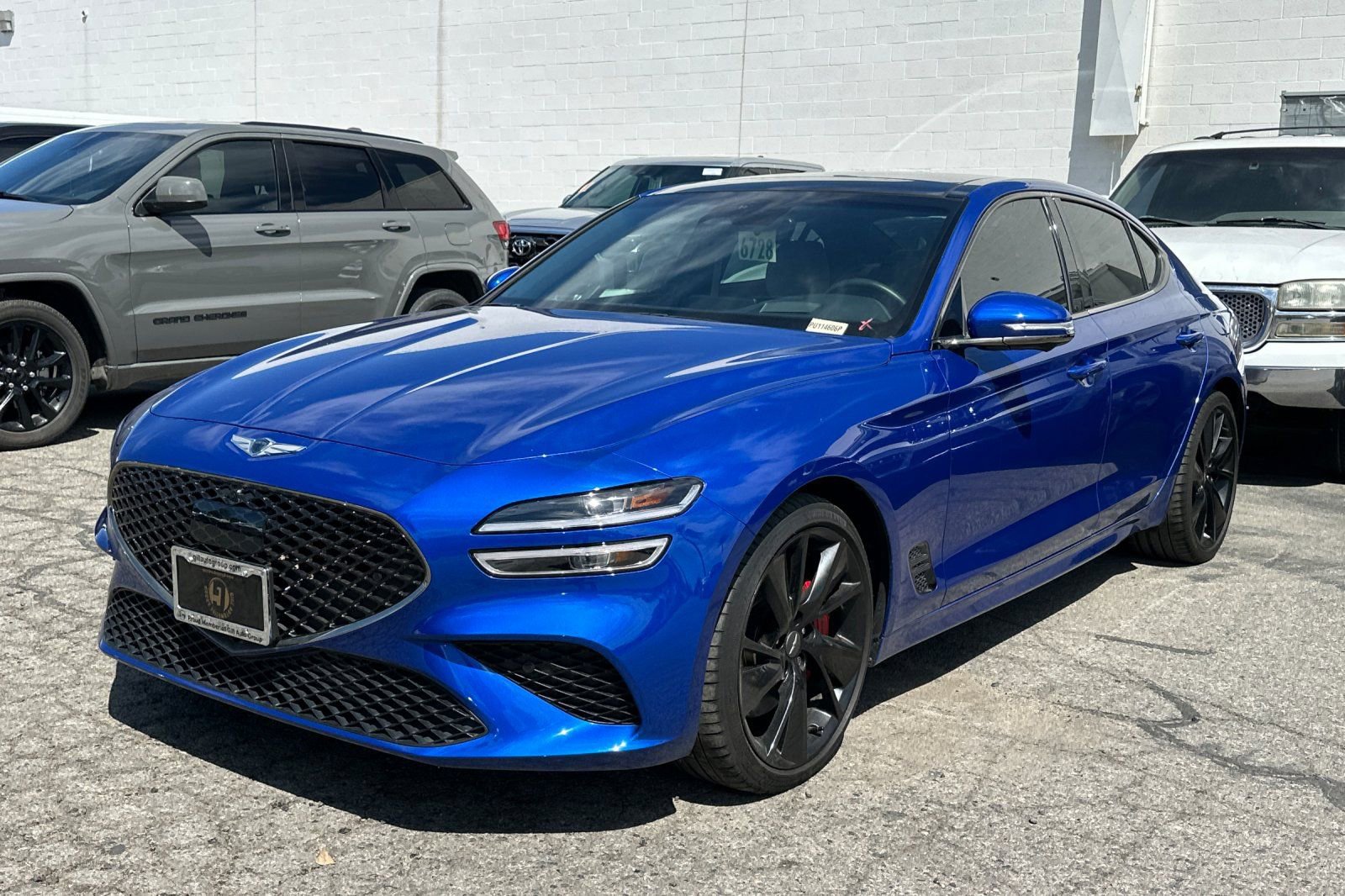 Used 2023 Genesis G70 3.3T w/ Sport Prestige Package image 2
