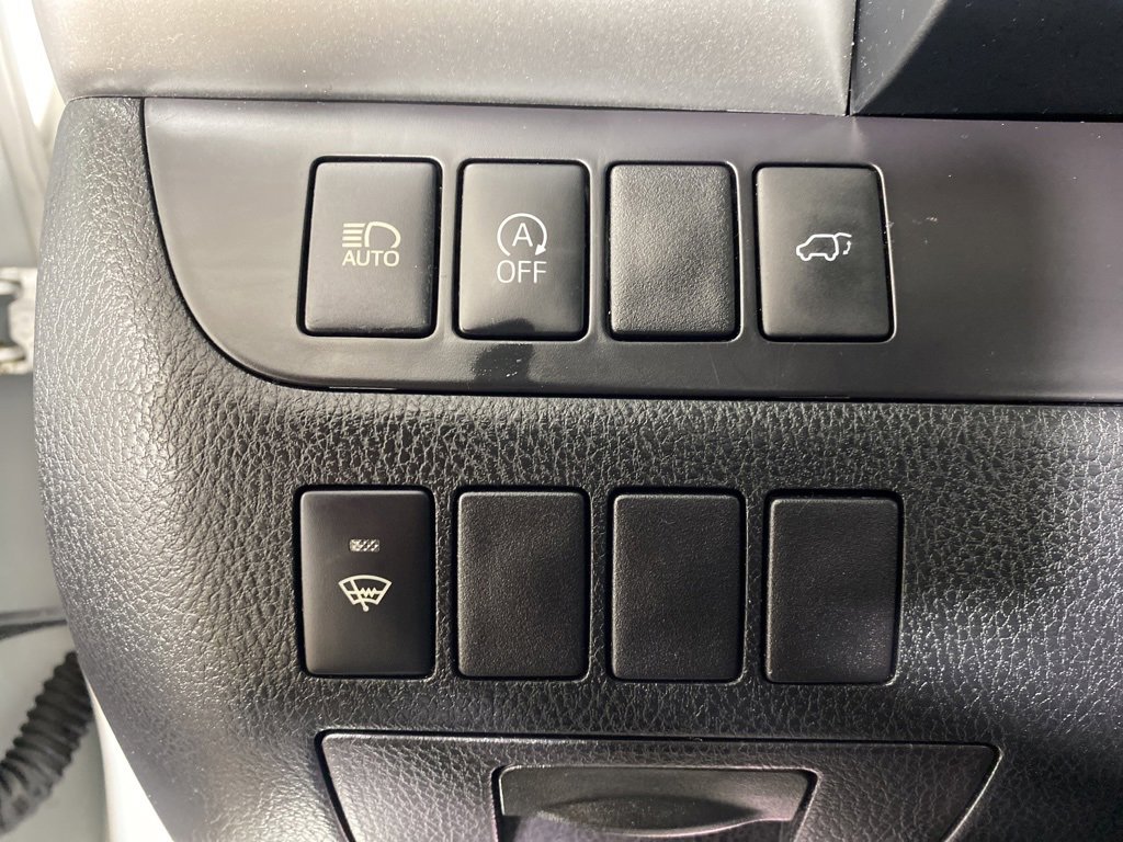 Used 2019 Toyota Highlander SE image 26