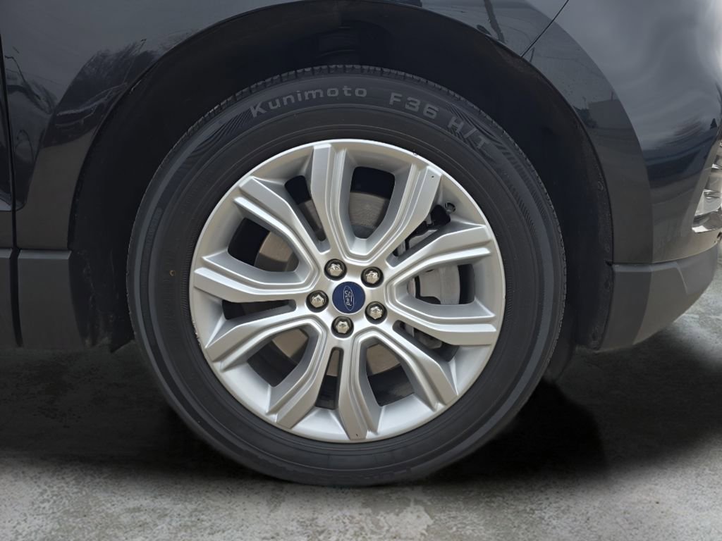 Used 2022 Ford Edge Titanium image 37