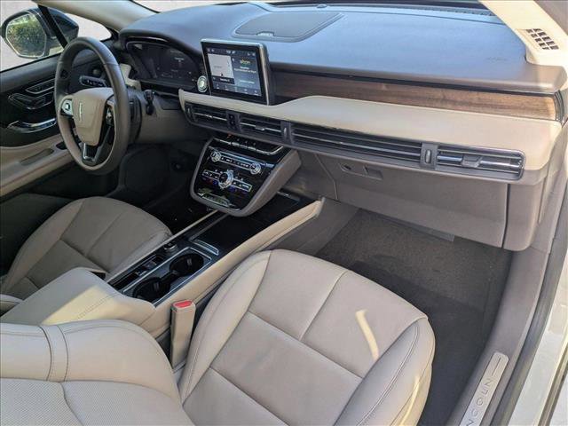 Used 2022 Lincoln Corsair Reserve w/ Luxury Package image 22