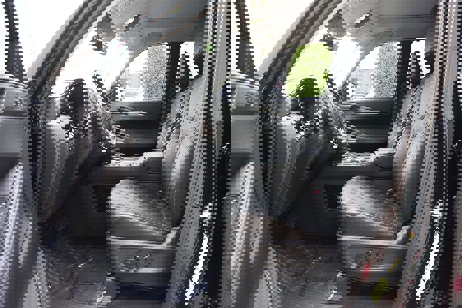 Certified 2023 INFINITI QX60 Luxe w/ Cargo Package image 17