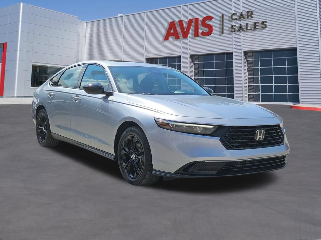 Used 2025 Honda Accord SE image 3