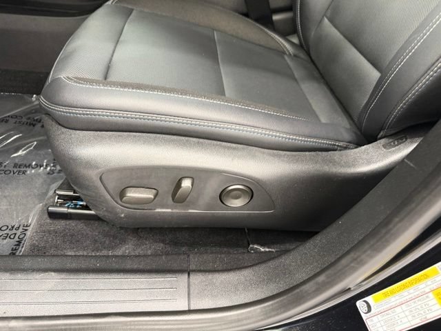 Used 2024 Chevrolet Equinox EV LT AWD/4WD image 13