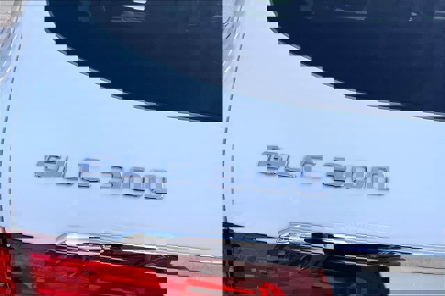 Used 2019 Mercedes-Benz GLC 300 4MATIC image 7