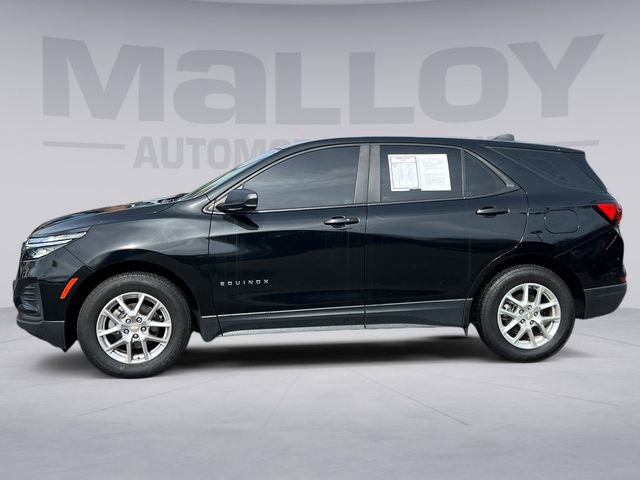 Used 2023 Chevrolet Equinox LS w/ Driver Confidence II Package image 2