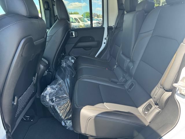 New 2026 Jeep Gladiator Sport AWD/4WD image 19
