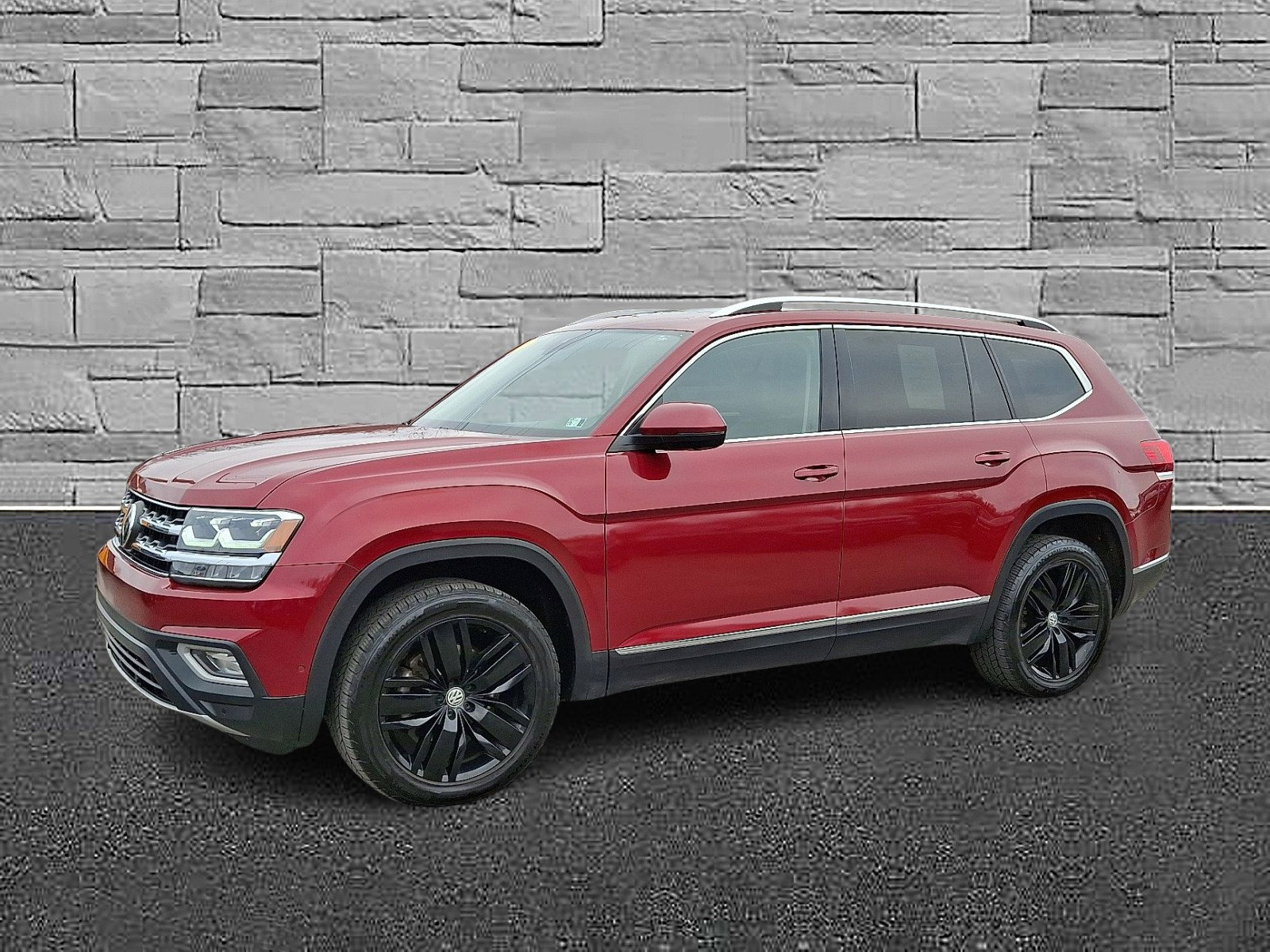 Used 2018 Volkswagen Atlas SEL Premium image 5