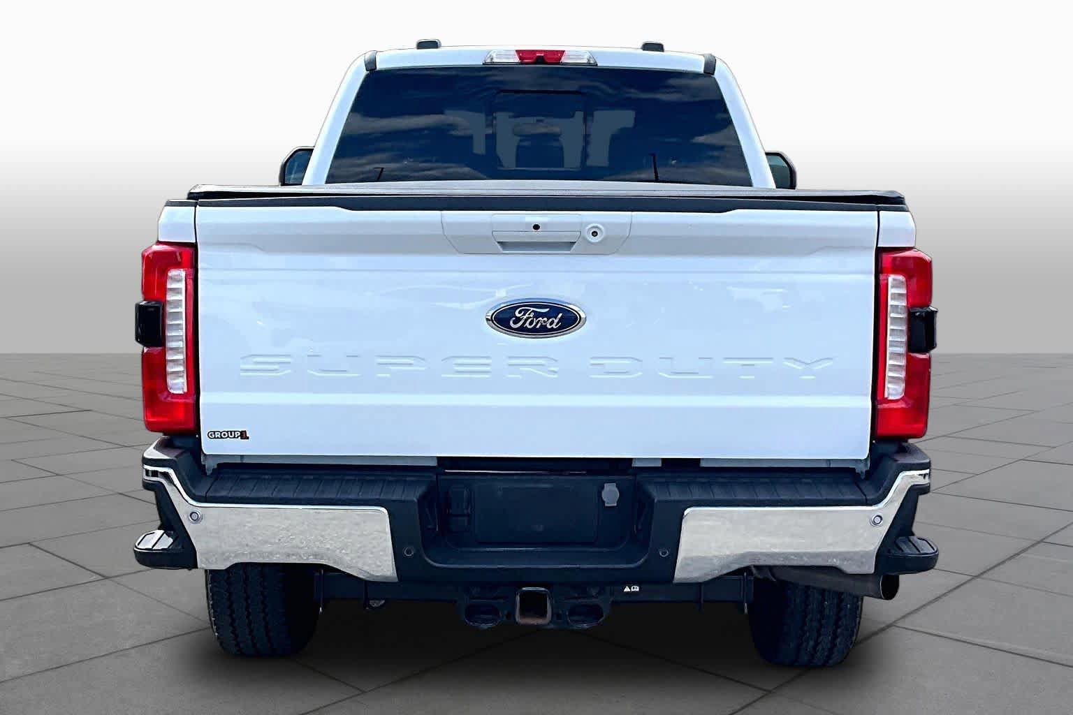 Used 2023 Ford F250 Lariat w/ Lariat Ultimate Package AWD/4WD image 5