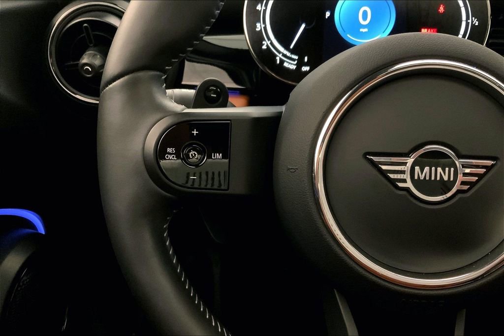 Certified 2023 MINI Cooper S w/ Signature Upholstery Package image 18