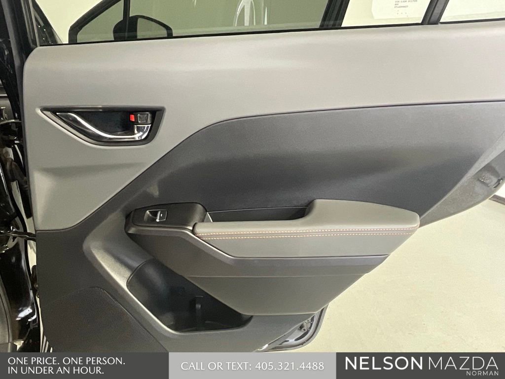 Used 2024 Subaru Crosstrek 2.5i Limited w/ Crosstrek Mirror Package AWD/4WD image 24